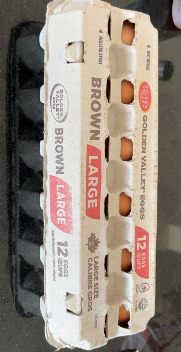 12 Large Eggs, brown.